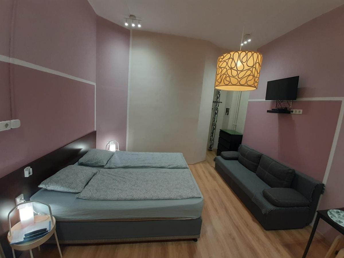 Downtown Apartments บูดาเปสต์ ภายนอก รูปภาพ